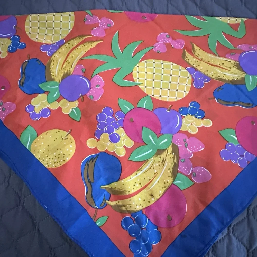 FUN FRUIT SCARF Pinapple Grape Banana Pear Strawberry Square 27